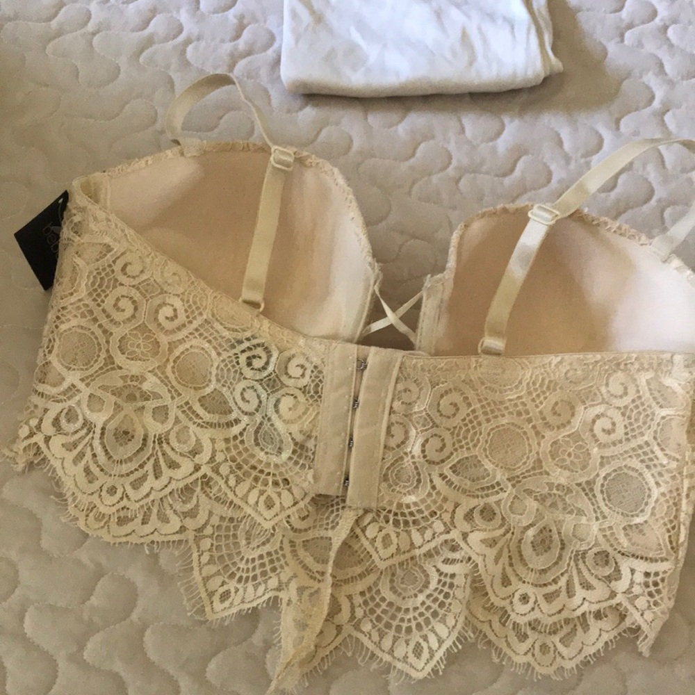 Crop top - Picture 2 of 3